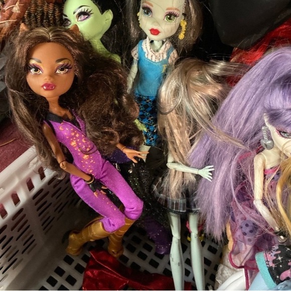 Monster High dolls, some rare ,  some not so rare ,  GEN1&2 - Picture 3 of 7